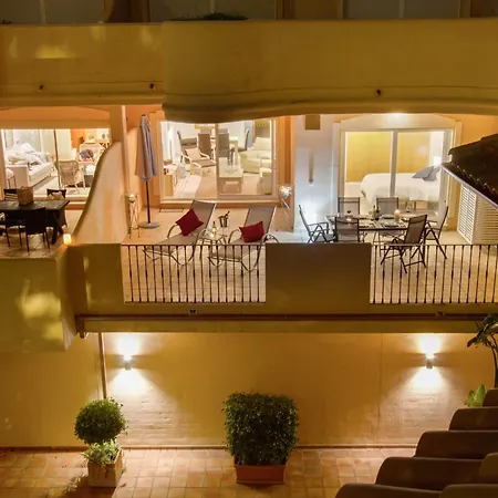 Aloha Hill Club Lluxury 5 Star Golf Near Puerto Banus And Appartement Marbellac