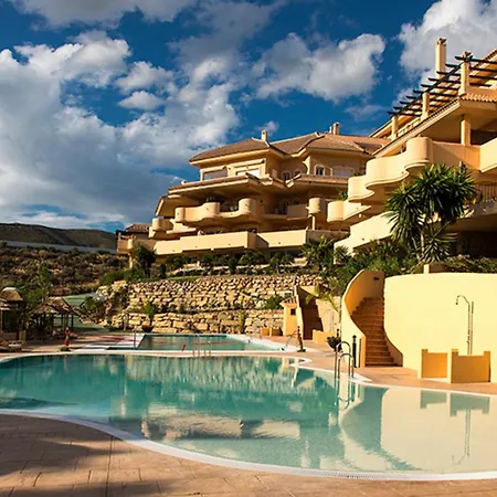 Aloha Hill Club Lluxury 5 Star Golf Near Puerto Banus And * Марбелья