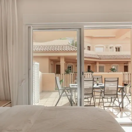 Aloha Hill Club Lluxury 5 Star Golf Near Puerto Banus And Marbella