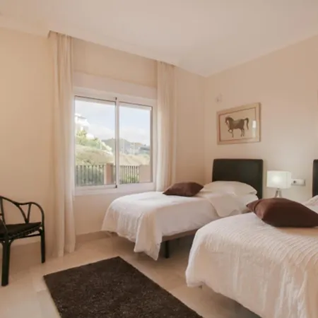 شقة Aloha Hill Club Lluxury 5 Star Golf Near Puerto Banus And