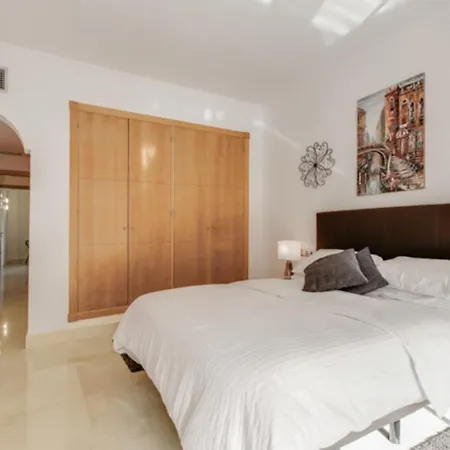 شقة Aloha Hill Club Lluxury 5 Star Golf Near Puerto Banus And